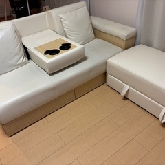 【急募】モダンデコ　3人掛けソファーオットマン付きの画像