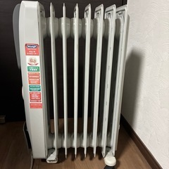 デロンギ　オイルヒーター　H770812EFSの画像