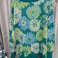 ニット　フリーサイズ　XL相当の画像