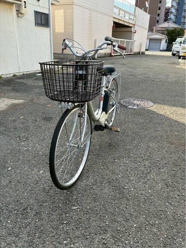 電動自転車【新品】バッテリー/タイヤ/サドル