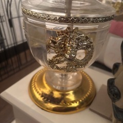 ガラステーブルの画像