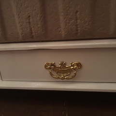 ガラステーブルの画像