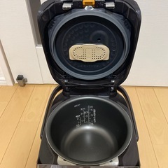 象印 圧力IH 炊飯ジャー５合炊き  の画像