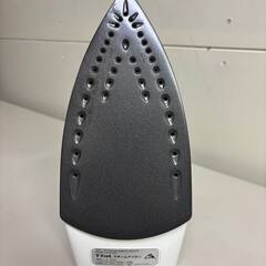スチームアイロン　ティファール製（T-Fal）　白の画像