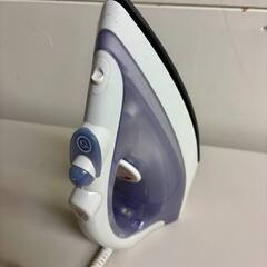 スチームアイロン　ティファール製（T-Fal）　白の画像