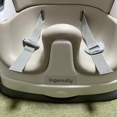 テーブル付き　ベビーチェアの画像