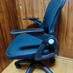未使用品 オフィスチェア 組みたて済みの画像