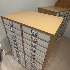 書籍棚　チェストの画像