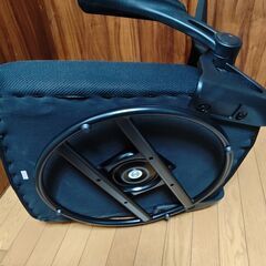 未使用品 回転座椅子 組みたて済みの画像