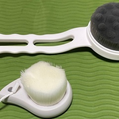 背中&顔洗い用ブラシとタオルの画像