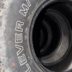 mtタイヤの画像