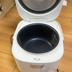 炊飯器の画像