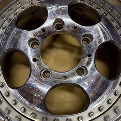 16インチホイールの画像