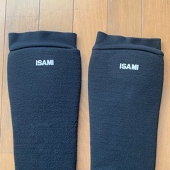 キックボクシング ISAMI レガース黒 の画像