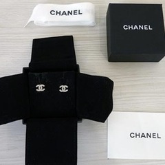 CHANEL シャネル　ピアス　ココマーク　シルバー　ミニ　正規品　新品未使用の画像