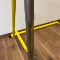 子ども用鉄棒の画像