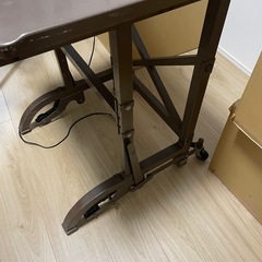 ヴィンテージ  デスクの画像