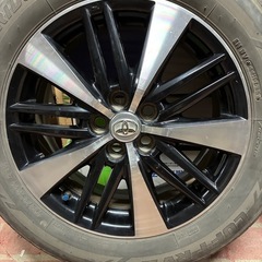 20ウィッシュs純正タイヤの画像