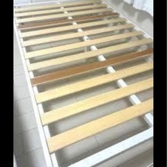 セミダブルマットレスフレーム　ホワイト の画像