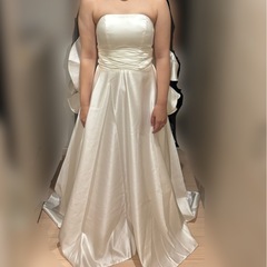 ウエディングドレスの画像