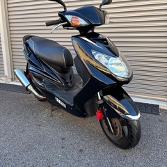 4400.社外マフラー付属　シグナスx2型　SR シート、ミラー新品　千葉県柏市　即日配送、自走引き取りも可能の画像