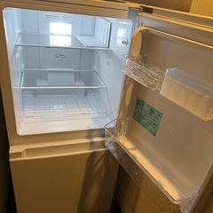 ハイアール冷凍冷蔵庫　OBBR-121A 2023年製の画像