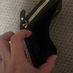 二つ折り財布の画像