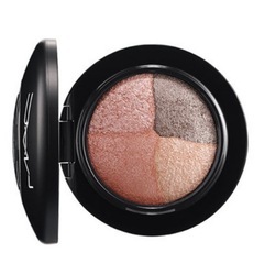 未使用✨️MAC マックミネラライズアイシャドウ ペタル ペイト 4色アイシャドウ
の画像