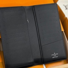 LOUIS VUITTONルイヴィトン　ポルトフォイユ・ブラザ M83126の画像