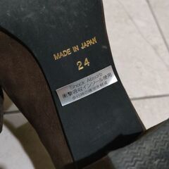 [美品] D'ICI 24cmショートブーツ(ヒール6cm) ダークブラウン スエードの画像