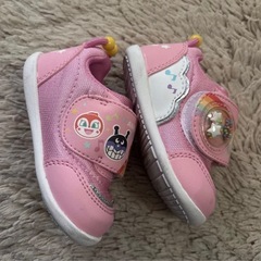 アンパンマン  スニーカーの画像