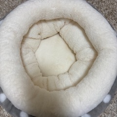 ペット用　クッション　壺型の画像