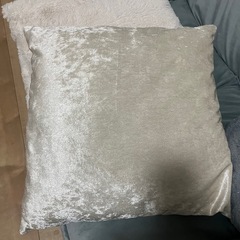 ブランケット、クッション×2の画像