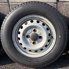 軽バン軽トラ軽貨物スタッドレスホイールセットLTタイヤの画像