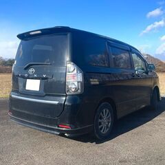 福島の【自社ローン＆リース】🚗保証人不要😉信用情報の照会ナシで乗れます！！月々の安さトップクラス💕債務整理・派遣・シングル・フリーターOK👌＜車検長い＞ヴォクシーZS　修復歴なし　スピード納車♪の画像