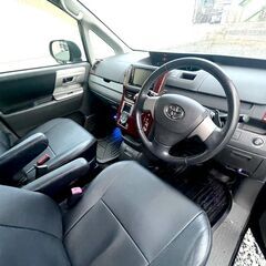 福島の【自社ローン＆リース】🚗保証人不要😉信用情報の照会ナシで乗れます！！月々の安さトップクラス💕債務整理・派遣・シングル・フリーターOK👌＜車検長い＞ヴォクシーZS　修復歴なし　スピード納車♪の画像