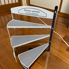 ディスプレイ棚　の画像