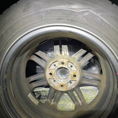 冬用タイヤ（165/70R 14）の画像