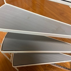 ディスプレイ棚　の画像