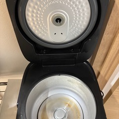 炊飯器　3合
の画像
