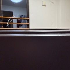 プラスチック製の4段チェストの画像