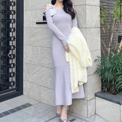 ロイヤルパーティーの肩リボンワンピースです☺️の画像