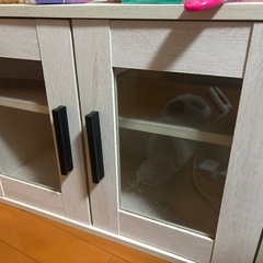 ニトリ 食器棚 の画像