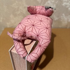 ねこぬいぐるみ　桑の葉柄 着物作家ハンドメイドの画像