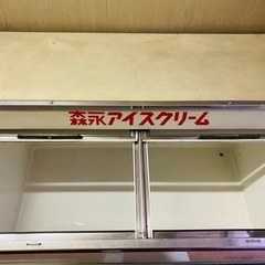 冷凍アイスショーケースの画像