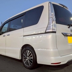 8人乗り☆フル装備☆ガソリン代 節約☆S-HYBRID入りました‼️26年式☆月々1.2万円〜分割払い可❗️車検2年付き！大人気☆ニッサン セレナ☆フリップダウンモニター付き☆Bluetooth対応ナビ☆走行中DVD見れます☆ETC☆バックカメラ☆ドラレコ付きのフル装備☆両側電動スライドドア☆純正アルミ☆ウィンカーミラー☆フル装備☆車内広々三列シート‼️の画像