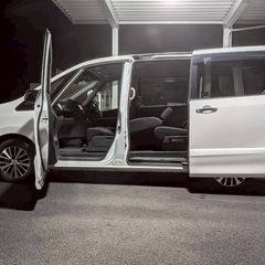 8人乗り☆フル装備☆ガソリン代 節約☆S-HYBRID入りました‼️26年式☆月々1.2万円〜分割払い可❗️車検2年付き！大人気☆ニッサン セレナ☆フリップダウンモニター付き☆Bluetooth対応ナビ☆走行中DVD見れます☆ETC☆バックカメラ☆ドラレコ付きのフル装備☆両側電動スライドドア☆純正アルミ☆ウィンカーミラー☆フル装備☆車内広々三列シート‼️の画像