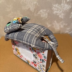 ねこぬいぐるみ グレイチェック柄 着物作家ハンドメイドの画像