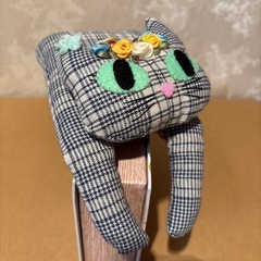 ねこぬいぐるみ グレイチェック柄 着物作家ハンドメイドの画像