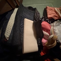 昔の端切れの布、カーテンなど、もらってください！の画像